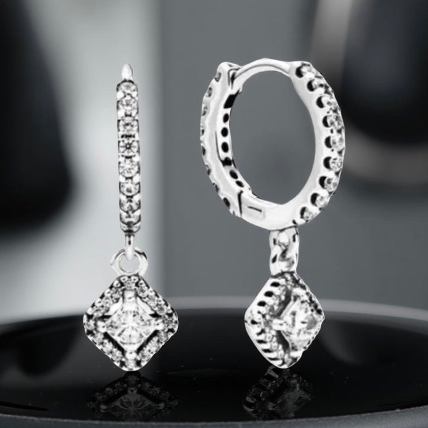 SILVER SQUARE HOOPS